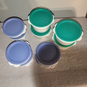 Lot of 24 vintage tupperware